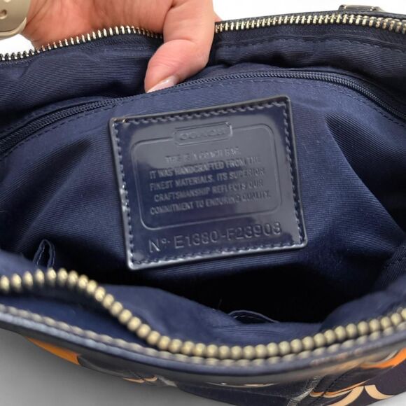 Coach Navy Orange signature stripe line bag, authentic & vintage. F23908 - Picture 6 of 8